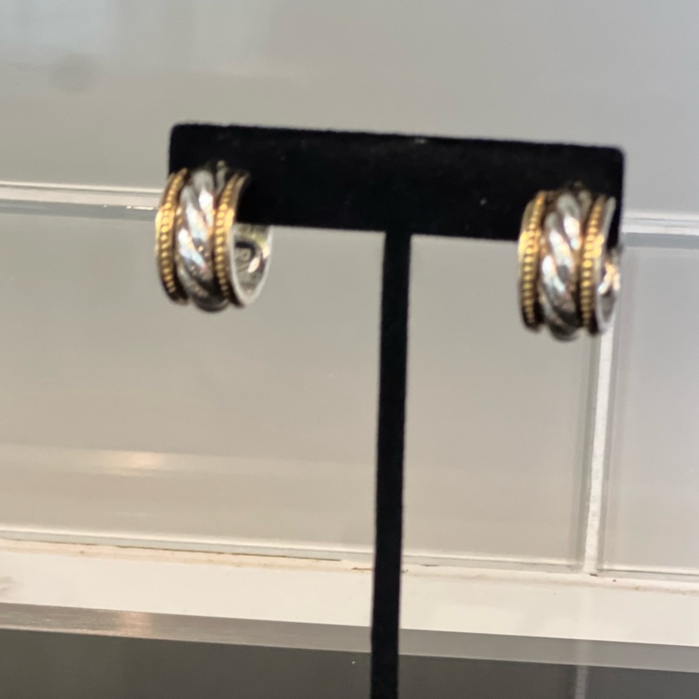 Make A Statement With These Beautiful Silver & Go… - image 1